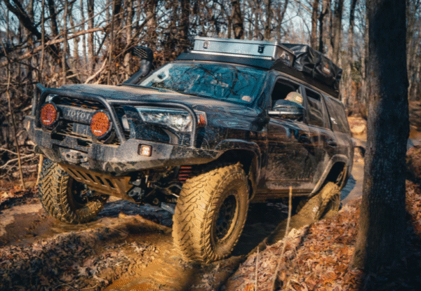 Toyota 4Runner Front Bumper 5th Gen (2014-2022) Hi-Lite Overland [Bull Bar] - Image 4