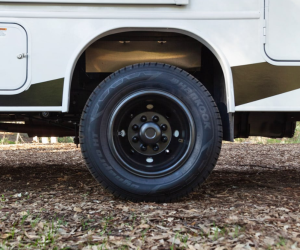 Econoline Van Wheel Simulator / Hub Caps for E350 | E3450 w/  Dual Rear Wheels
