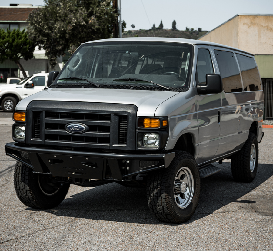2.5 inch Front & 2" Rear lift kit for a Ford Econoline E250/E350 2wd